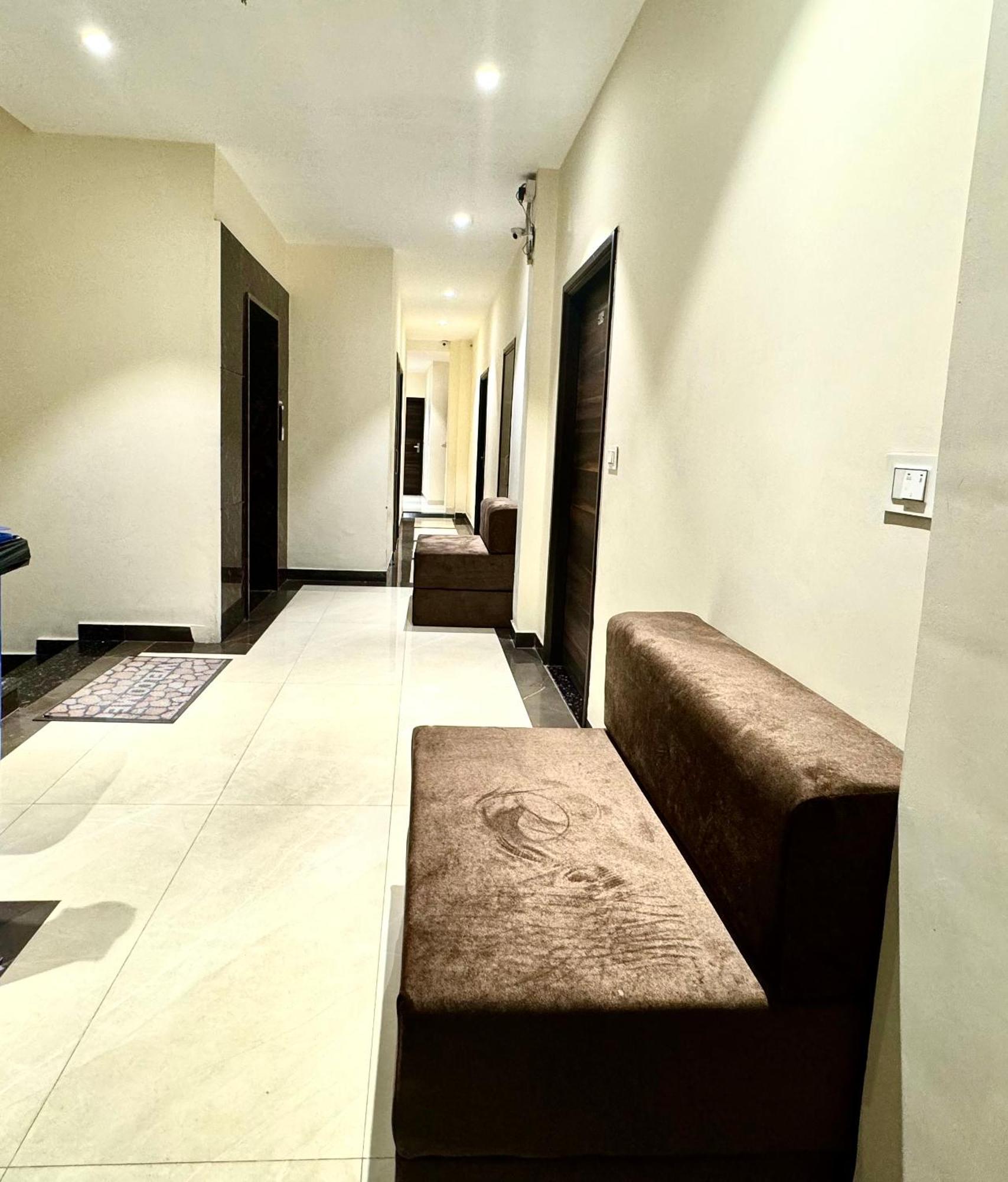 Hotel Heaven View - 50M From Golden Temple Amritsar Extérieur photo