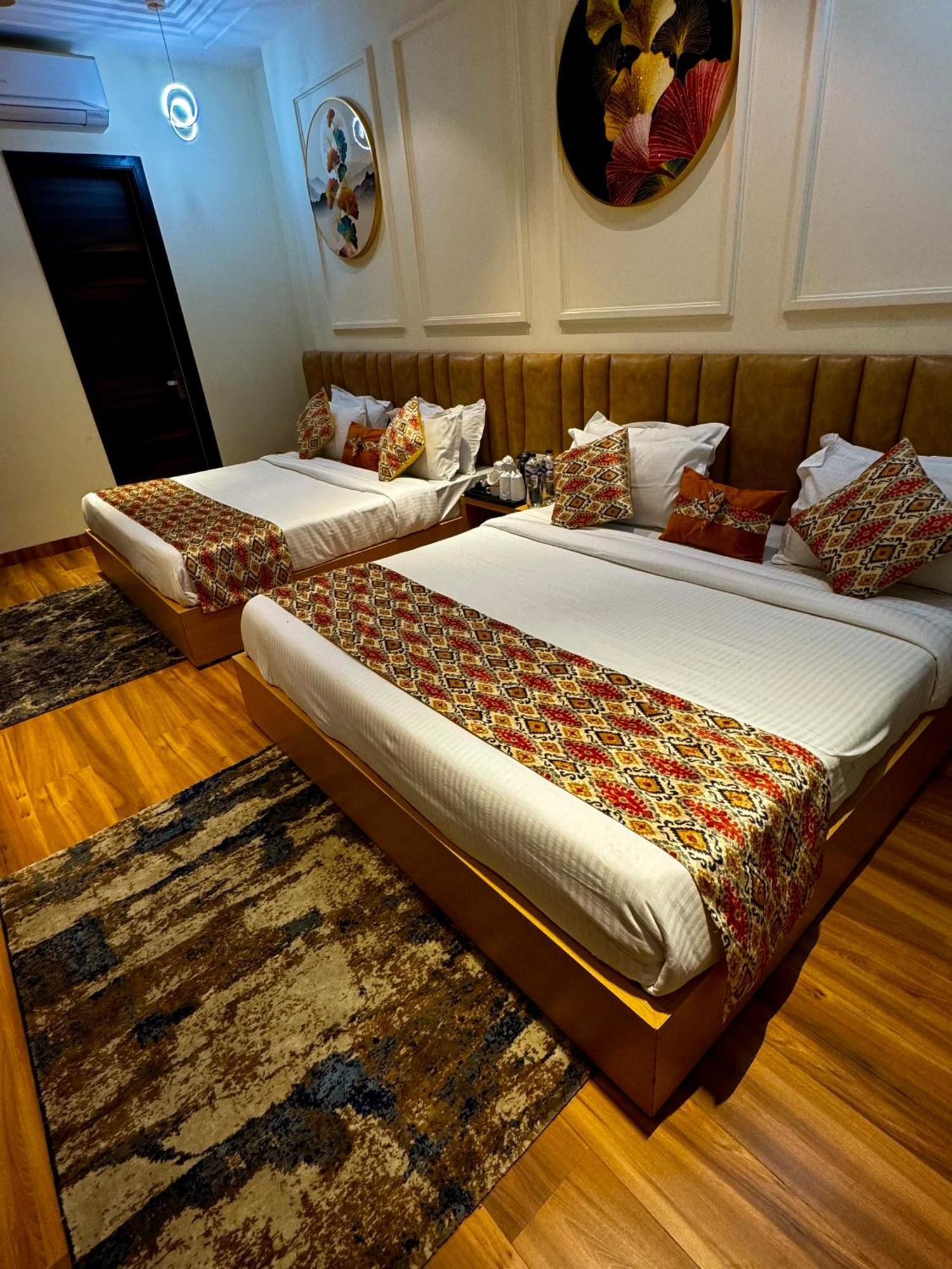 Hotel Heaven View - 50M From Golden Temple Amritsar Extérieur photo