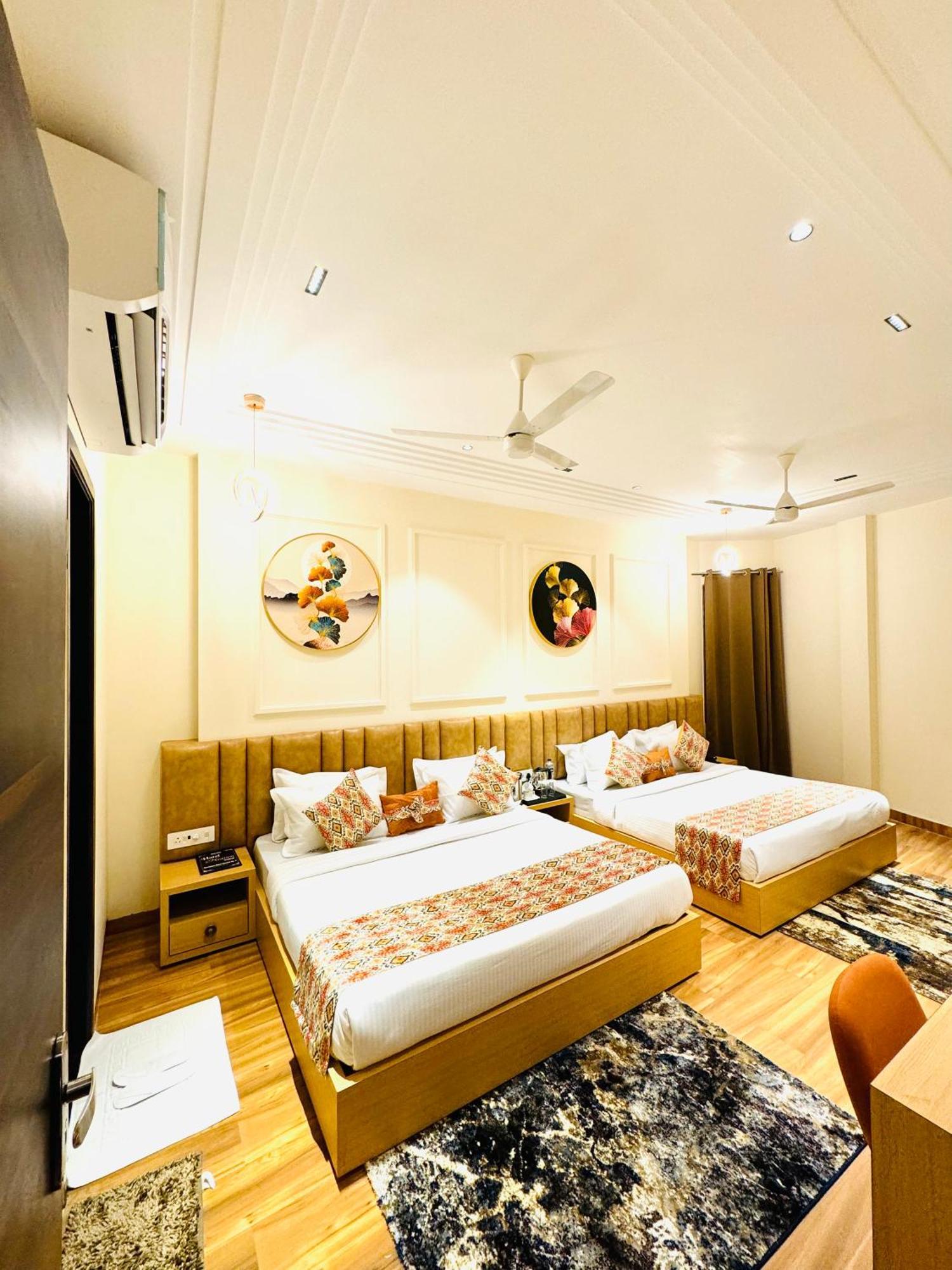 Hotel Heaven View - 50M From Golden Temple Amritsar Extérieur photo